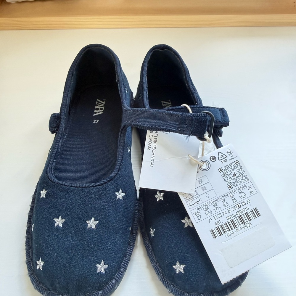 Zara Navy Star Embroidered Mary Janes for Kids size 10 1/2